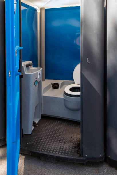 Best Porta potty delivery and setup  in Laguna Beach, FL